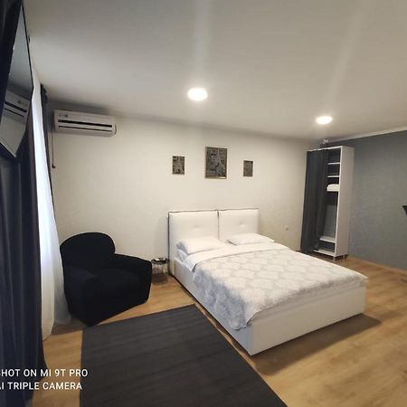 Appartement Studio In The Center à Chişinău Extérieur photo