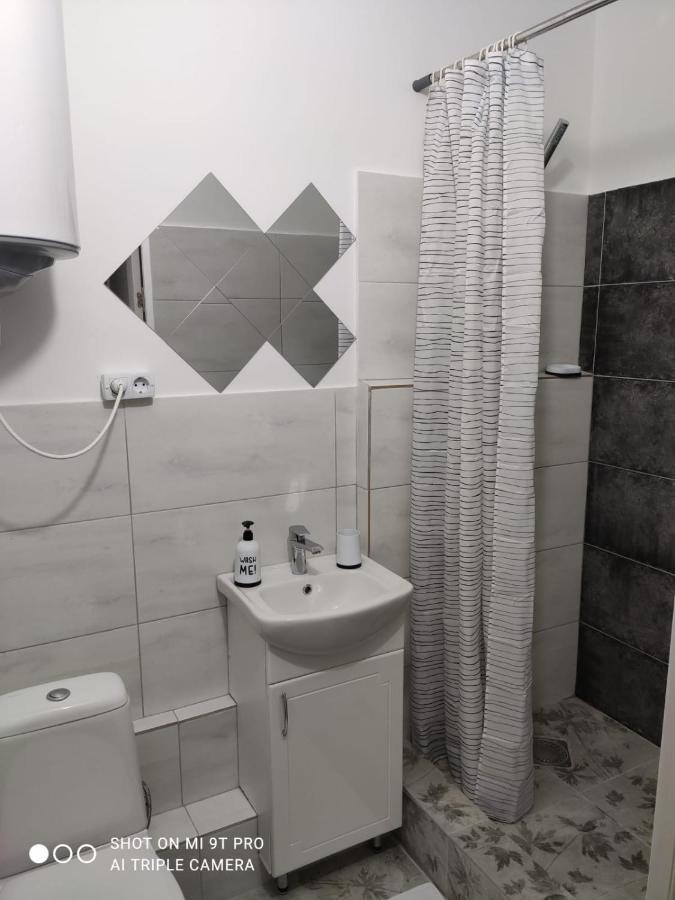 Appartement Studio In The Center à Chişinău Extérieur photo