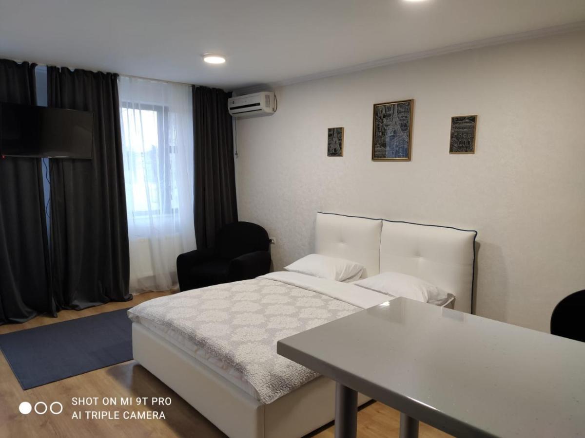 Appartement Studio In The Center à Chişinău Extérieur photo